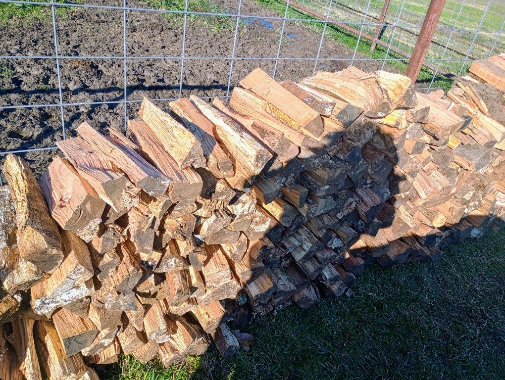 Seasoned Oak Firewood