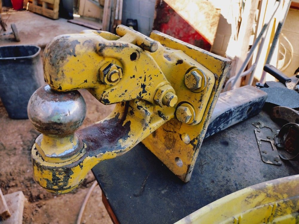 Hitch Receiver Hitch With Ball