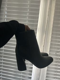 Black Boots