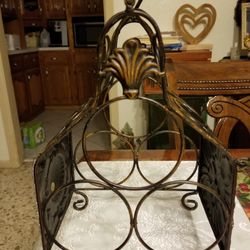WROUGHT IRON 3 BOTTLE WINE HOLDER