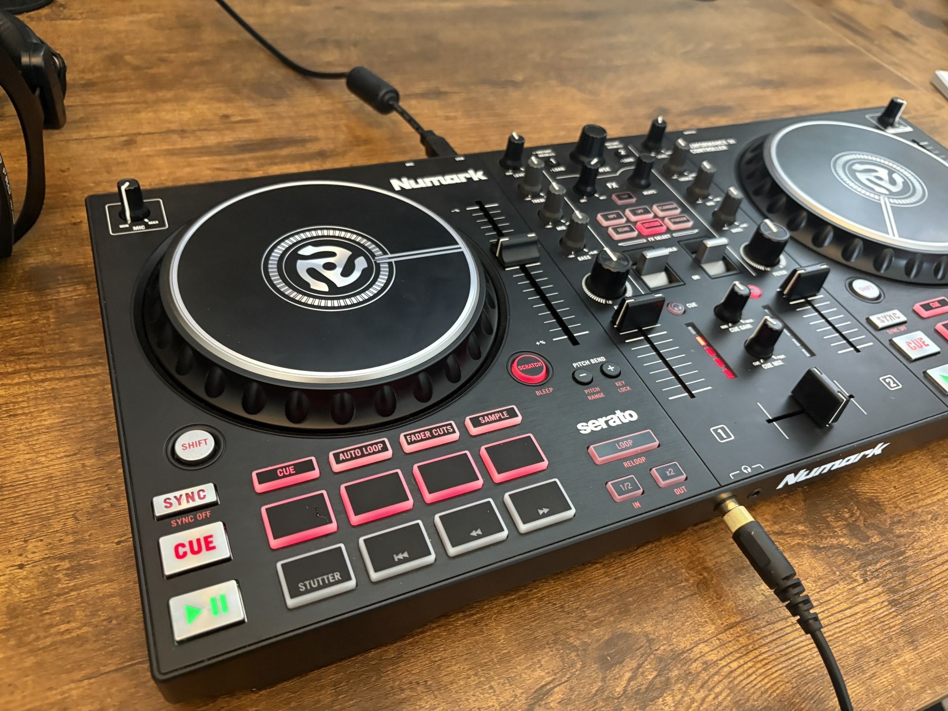Numark Mixtrack Pro FX - Like New