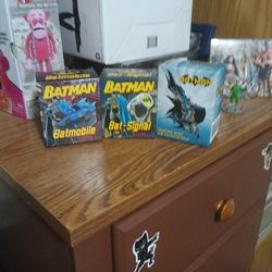 Batman 3 Piece Figure Set New In Box 