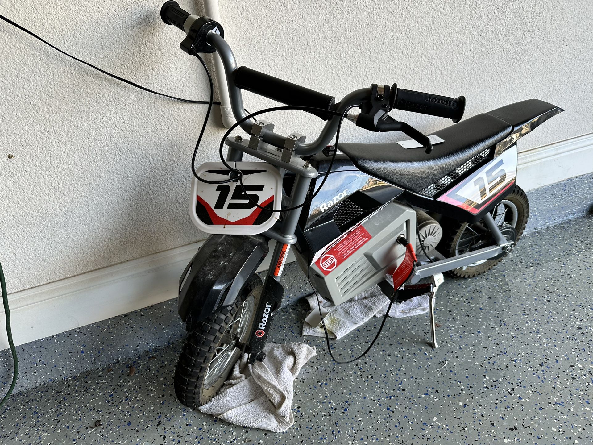 Razor MX 400