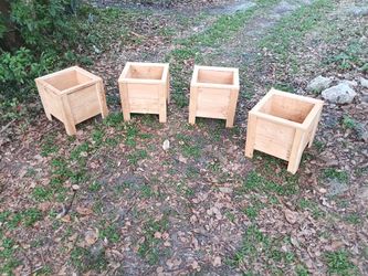 Wood planters 16x16x16 and 16x50x23