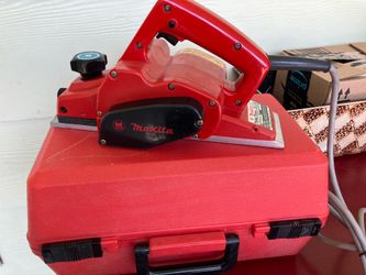 Makita M102 Corded Power Planer