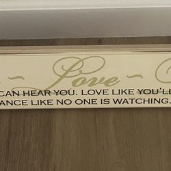 Danielson Designs Vintage Wooden Sign Indoor Plaque Sing - Love - Dance