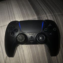 PS5 DualSense Controller - Black