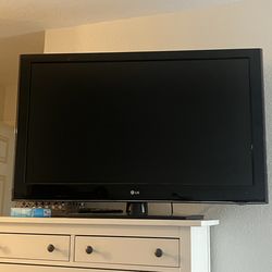 45” inch LG TV