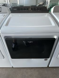 Whirlpool Electric Dryer (1 month warranty)
