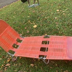 Vintage Folding Lounge Chair