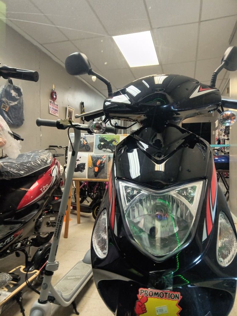 Kings Scooters & Dirtbikes & Scooters & Gas Scooters 