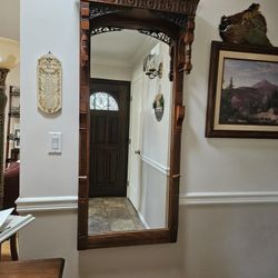 Victorian Style Mirror With Table