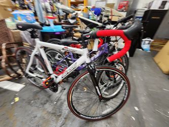 700c saber genesis 2025 men's road bike