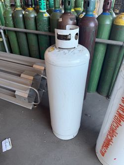 Propane cylinder 100 lb