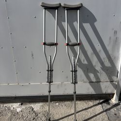 Crutches Universal