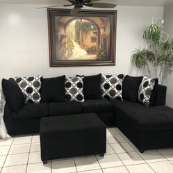 Black Sectional With Designed Pillows ‼️new In Stock‼️