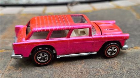 Hot Wheels Redline Classic Nomad Hot Pink