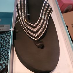 New Rhinestone Flip Flops