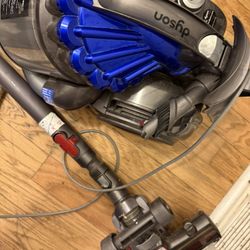 Dyson Canister Vacuum Cleaner 