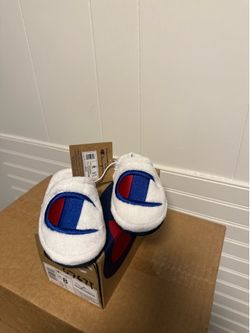 Champion The Sleepover M Toddler Slippers New with box
