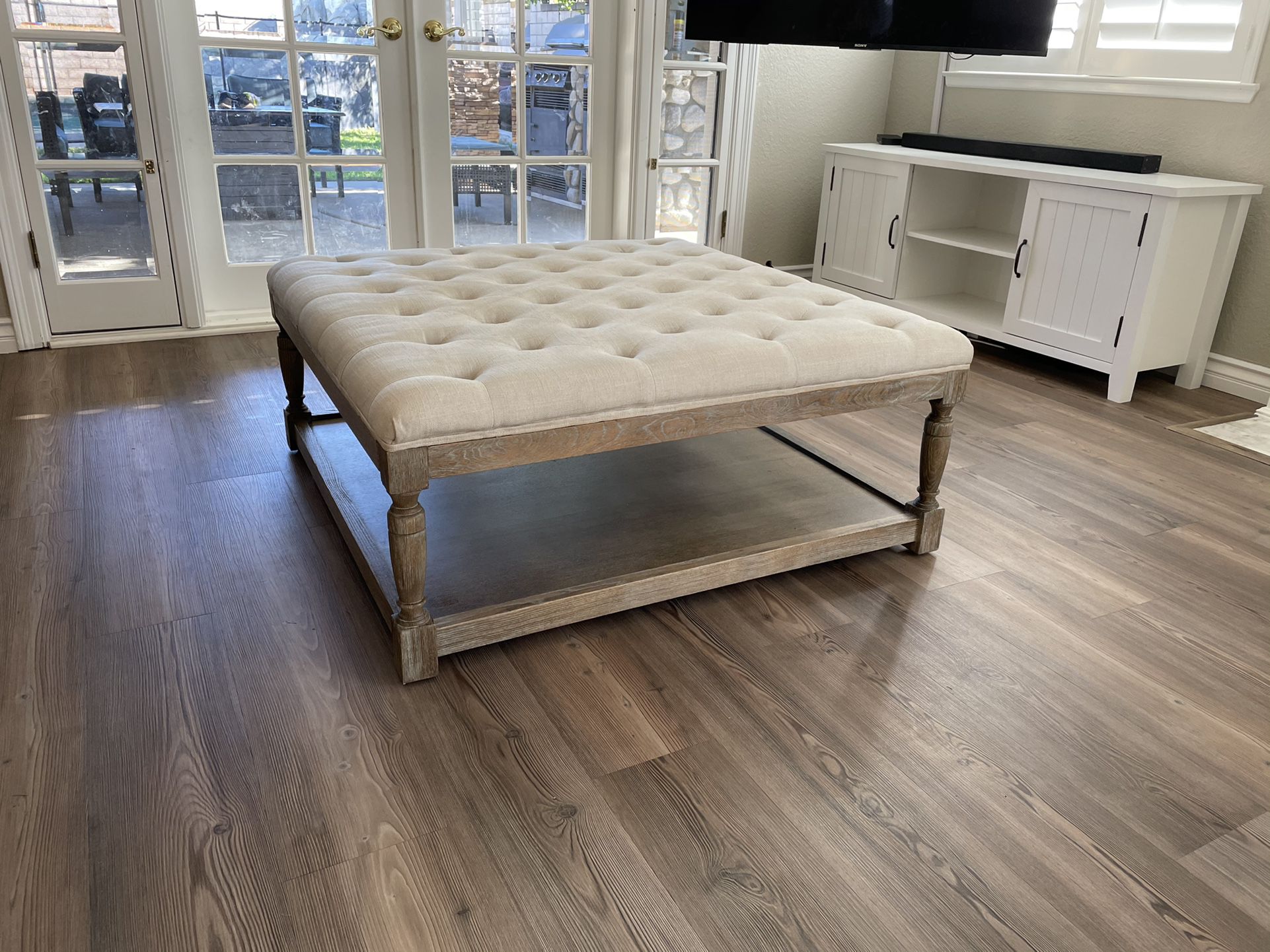 Tufted Coffee Table/ Ottoman