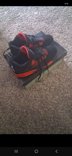 Jordan retro 4 red thunder