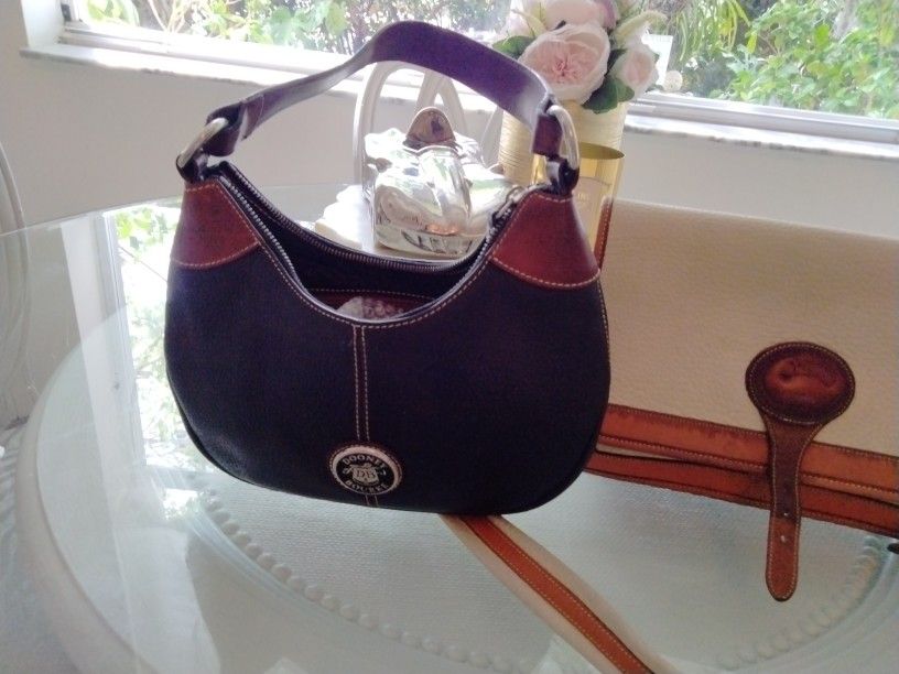 Vintage Dooney Bourke