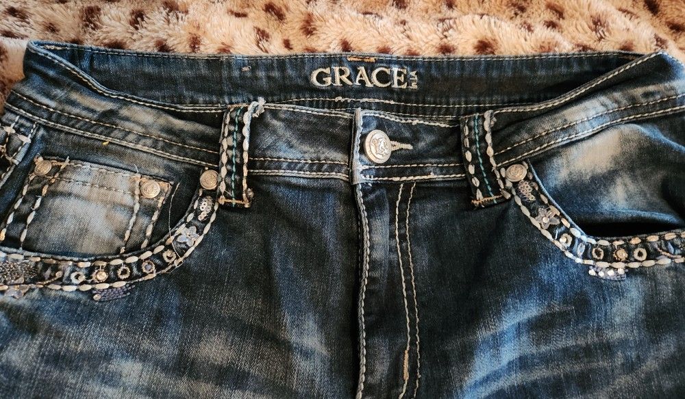 Gracie Jeans. Long. Sparkly ✨️ 
