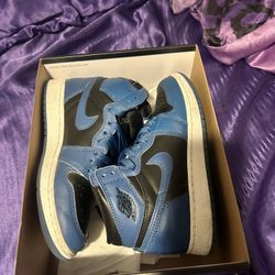 Air Jordan 1 Retro 