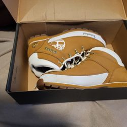 Women Timberland Boots Sz 9M