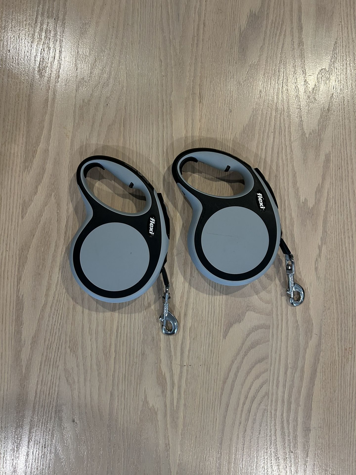 Flexi Retractable Leashes 