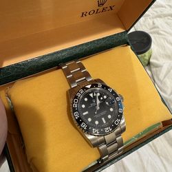 Watch with original vintage box with papers and hangtag