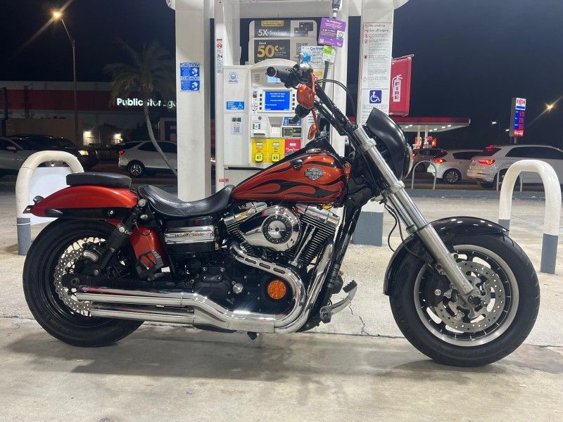 2011 Harley Davidson Dyna wide glide