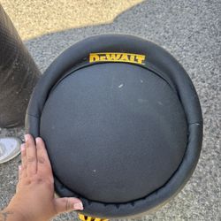 Dewalt Rolling Chair 