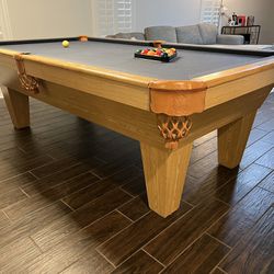8.5 ft Pool Table