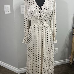 Vestido largo con bolitas