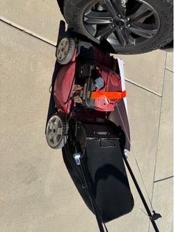 Honda self propelled lawnmower