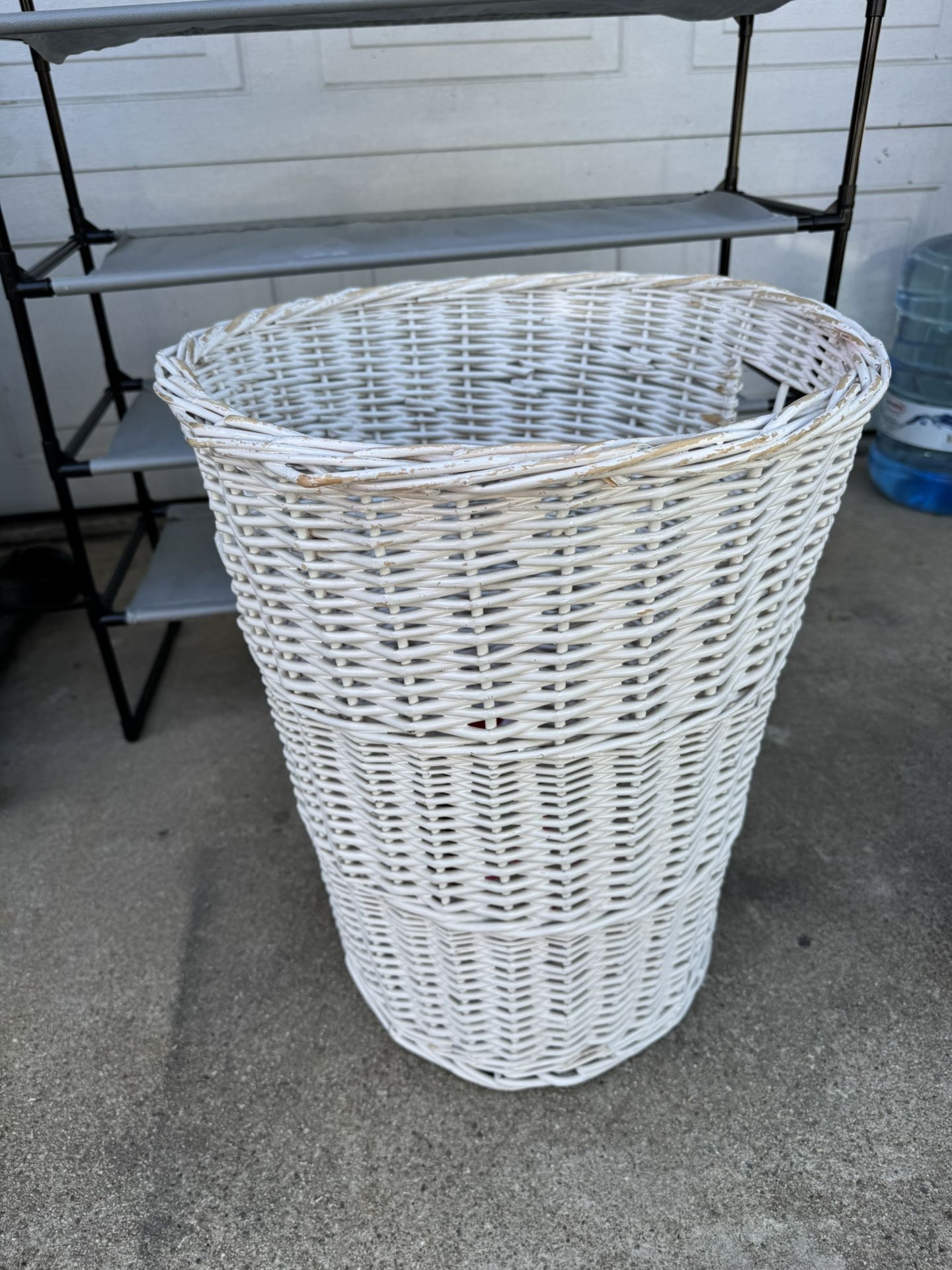 Large woven laundry basket