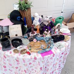 Yard Sale  April.29 -may-2 