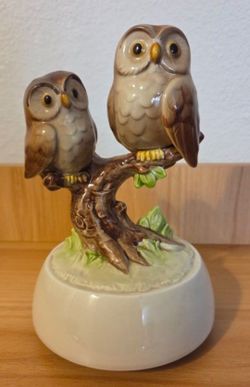 Otagiri rotating owl music box