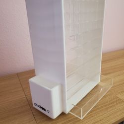 Bella Posh Revolving Makeup Stand