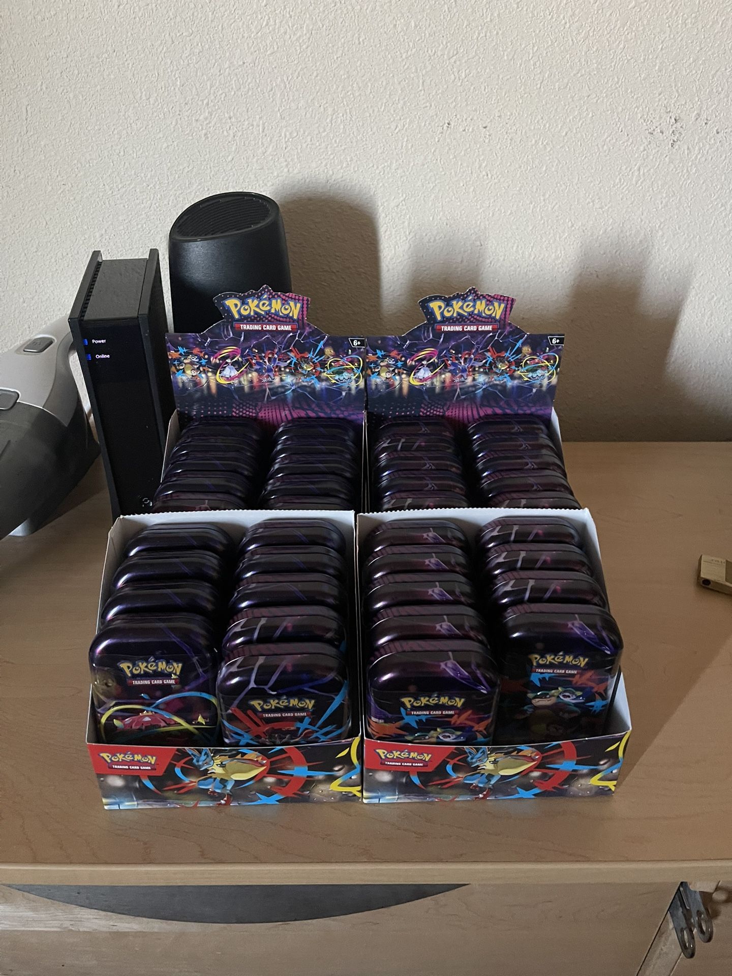 Mega Heroes Mini Tin Displays (38 Tins)