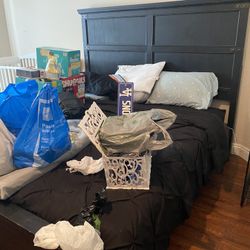  KING mattress and bed frame