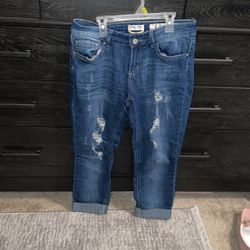 Size 9 Capris