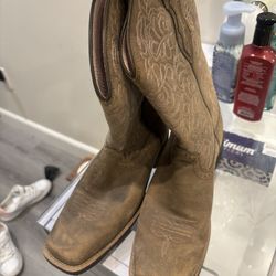 Ariat Women Boots  
