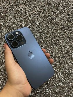 iPhone 15 Pro 256GB UNLOCKED 