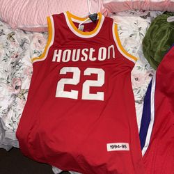 Clyde “The Glide” Drexler