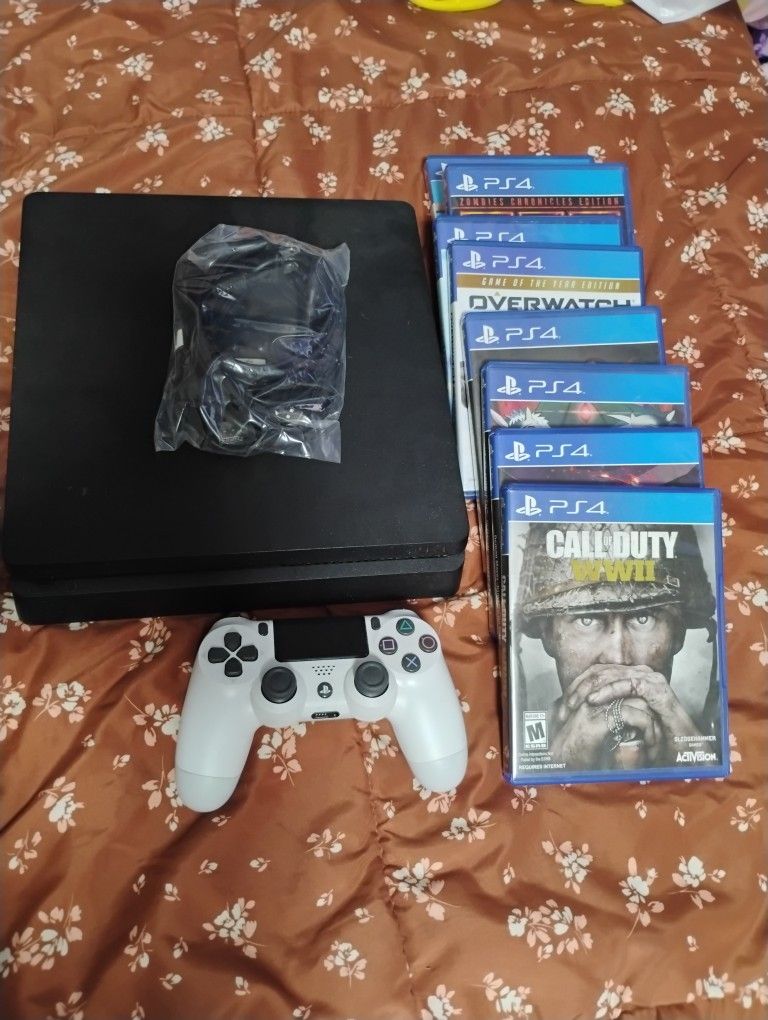 PS4 Game Console With Games // PlayStation 4