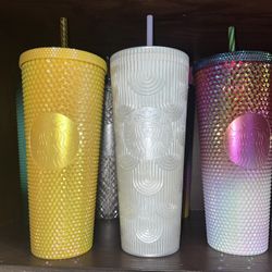 Starbucks Cups 