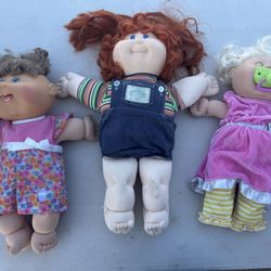 Cabbage Patch Dolls Bundle